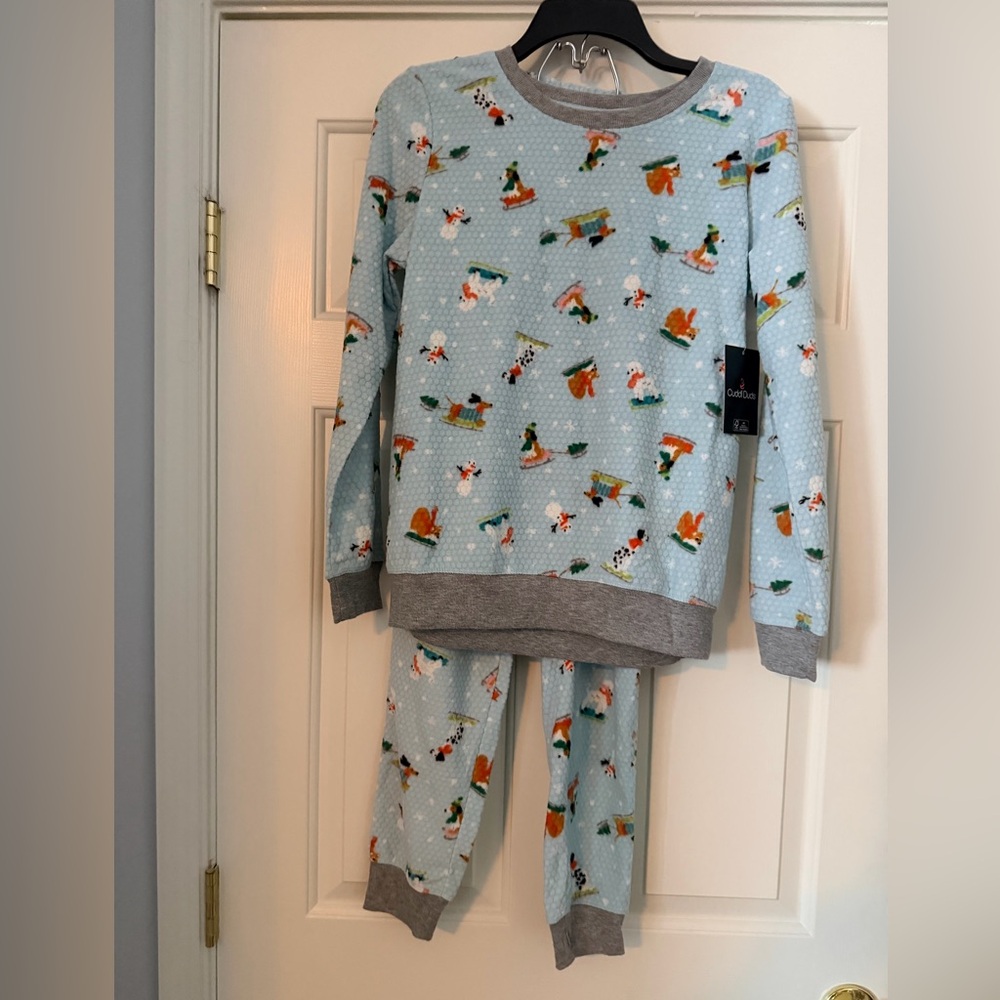 Cuddl Duds Light Blue women’s size small Pajama Set with Snowman Print